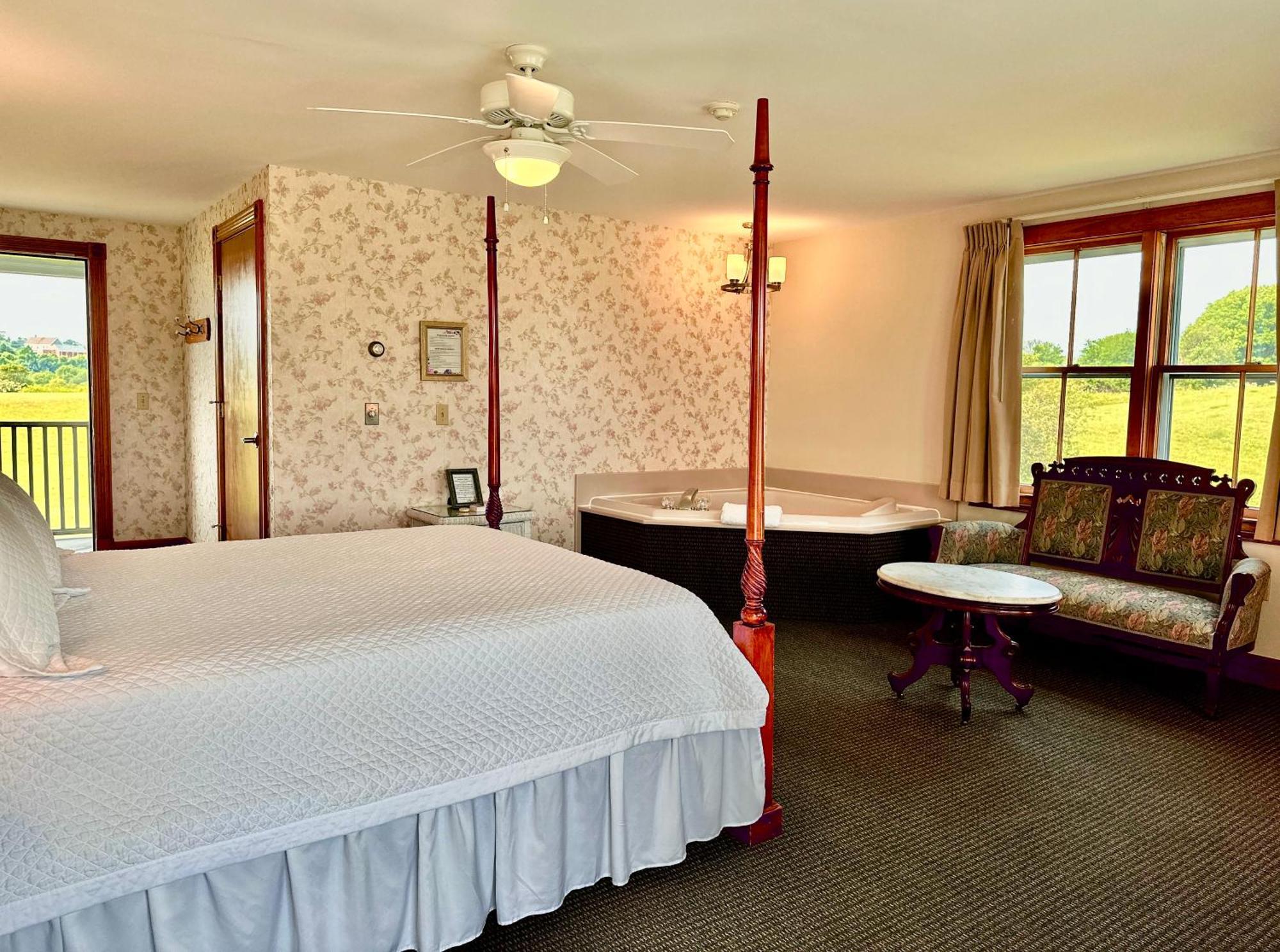 Rose Farm Inn New Shoreham Esterno foto